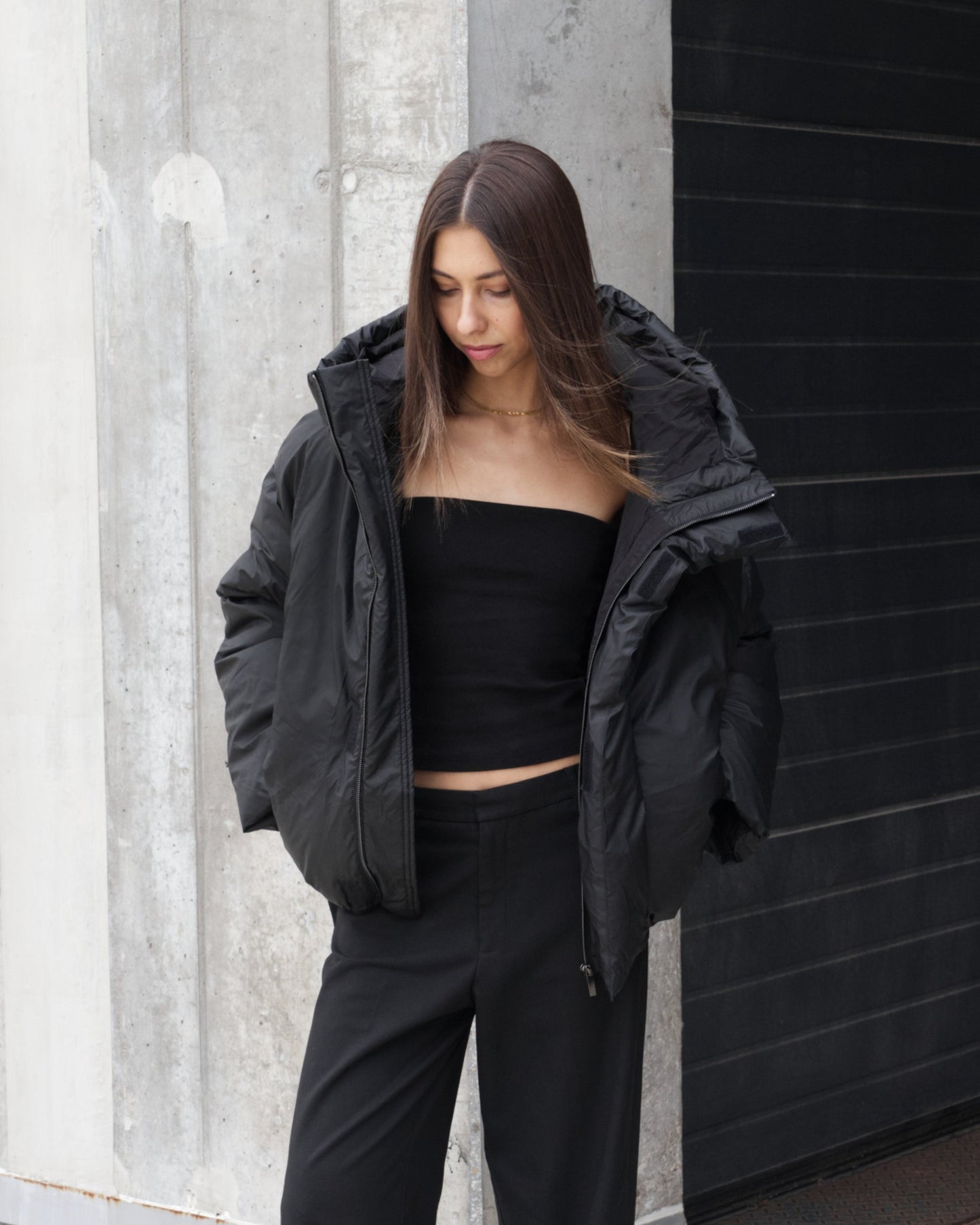 PUFFER JACKET IN JET BLACK